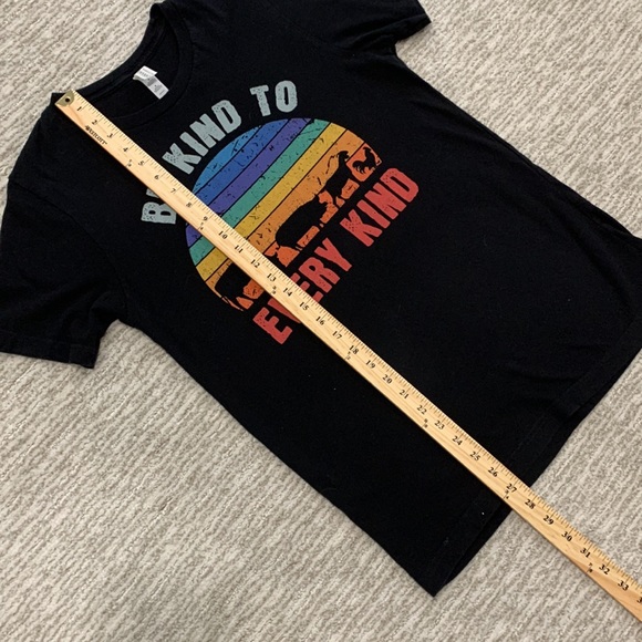 BELLA CANVAS Cotton Short Sleeve Crewneck Rainbow Be Kind Animal Tee Women’s M - Picture 6 of 9